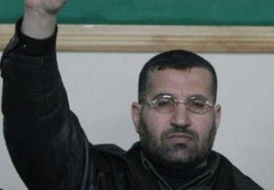 نجاة قائد القسام من غارة اسرائيلية ومقتل زوجته وابنه صورة رقم 1