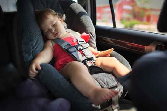 مقعد الطفل بالسيارة أكثر قذارة من دورة المياه صورة رقم 1