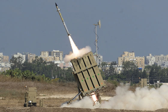 الارض تهتز تحت اقدام جيش اسرائيل.. والسبب صواريخ جديدة لحماس صورة رقم 1