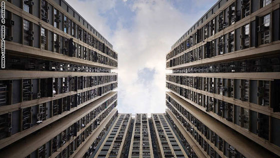 بالصور.. شاهد كيف تتكلم عمارات هونغ كونغ بلغة مختلفة عند تصويرها صورة رقم 6