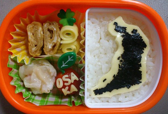 صور: يابانية مبدعة تعلم ابناءها الجغرافيا بواسطة تزيين الطعام صورة رقم 4