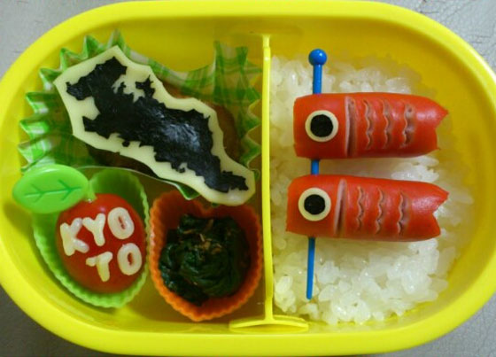صور: يابانية مبدعة تعلم ابناءها الجغرافيا بواسطة تزيين الطعام صورة رقم 23