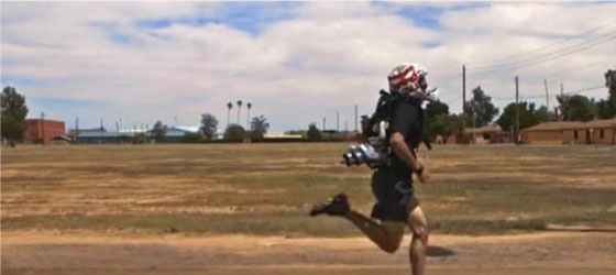 بالفيديو.. حقيبة نفاثة تتيح للجندي الامريكي الركض بسرعة خارقة صورة رقم 3