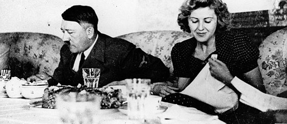 الناجية الوحيدة من متذوقات طعام هتلر: واجهت الموت بعد كل وجبة صورة رقم 2