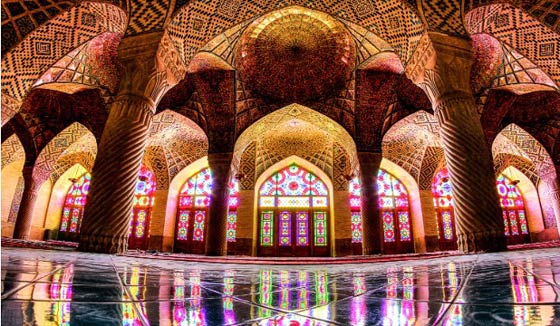 صور مثيرة من داخل المساجد الايرانية.. بعدسة مصور شاب صورة رقم 11