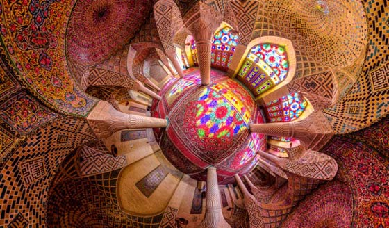 صور مثيرة من داخل المساجد الايرانية.. بعدسة مصور شاب صورة رقم 12