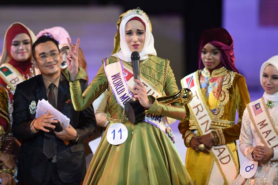 مهندسة كمبيوتر تونسية تفوز بـ (تاج الجمال الإسلامي) في اندونيسيا صورة رقم 4