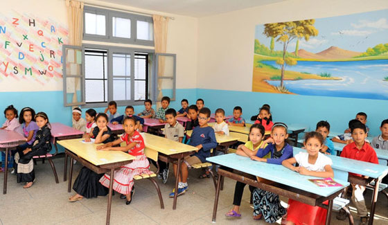معاملة رهيبة لاحد المدرسين تكلّف مدرسة 139 مليون دولار صورة رقم 1