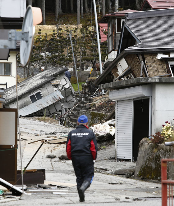 زلزال يضرب شمالي اليابان ويخلف الدمار والاصابات صورة رقم 1