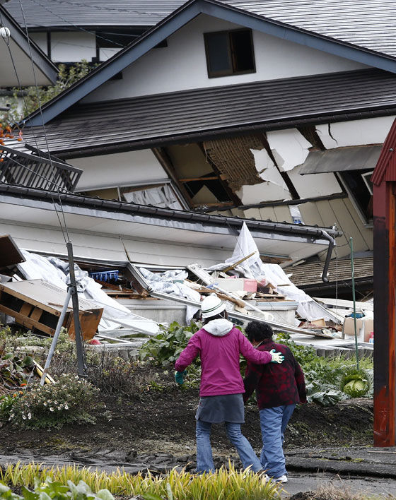 زلزال يضرب شمالي اليابان ويخلف الدمار والاصابات صورة رقم 2