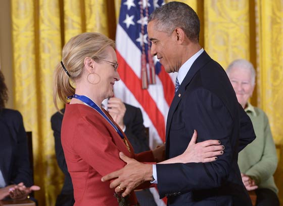 أوباما يمنح وسام الحرية لـ19 شخصية أمريكية من بينهم ميريل ستريب صورة رقم 1
