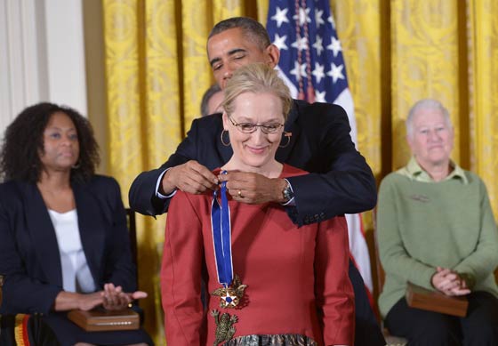 أوباما يمنح وسام الحرية لـ19 شخصية أمريكية من بينهم ميريل ستريب صورة رقم 3