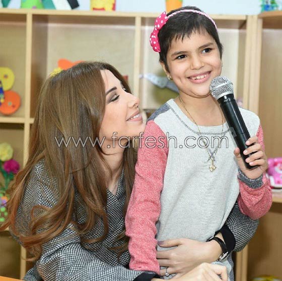 الملكة رانية تشكر نانسي عجرم لتحقيقها حلم الطفلة الاردنية المريضة نور صورة رقم 7
