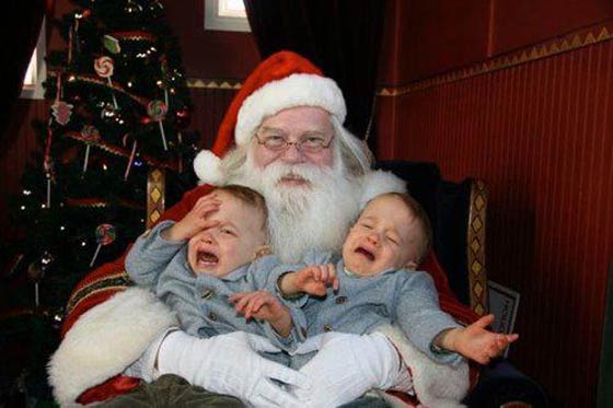 صور مضحكة وفيديو بكاء ورعب الأطفال لرؤيتهم (بابا نويل) صورة رقم 10