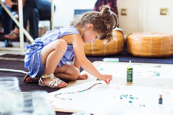 طفلة (4 سنوات) تصمم ازياء لشركة من ابرز زبائنها ميشال  اوباما صورة رقم 3