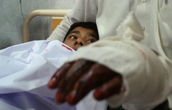 السفاح ومدبر مجزرة الأطفال في باكستان يظهر في تسجيل فيديو صورة رقم 14