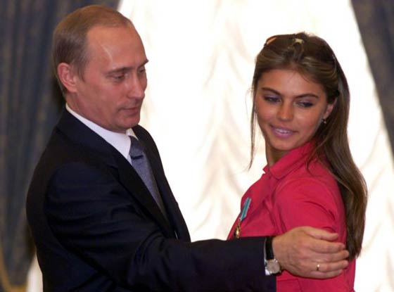 بوتين يعلن انه يعيش قصة حب مع بطلة جمباز روسية شهيرة صورة رقم 4