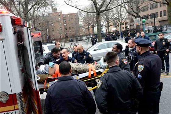 انتحار رجل بعد قتله شرطيين في نيويورك صورة رقم 5