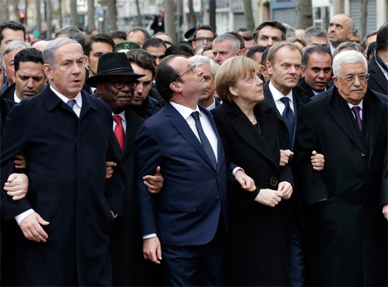 بالفيديو.. نتنياهو يتعرض لمواقف محرجة ومخجلة في مسيرة باريس صورة رقم 5