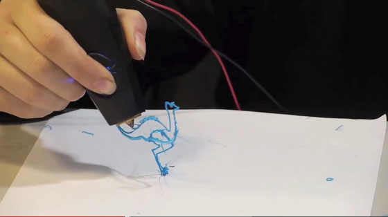 بالفيديو.. قلم يرسم في الهواء بتقنية ثلاثية الأبعاد صورة رقم 5