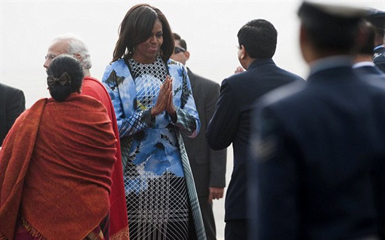 بالصور.. رئيس الوزراء الهندي يخرج عن طوره في استقباله لاوباما صورة رقم 1