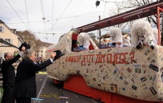  المانيا تمنع تكريم ضحايا شارلي ايبدو في كرنفال كولونيا صورة رقم 2