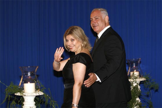  نتانياهو يندد بمحاولات اسقاطه عن طريق استهداف زوجته المبذرة! صورة رقم 6