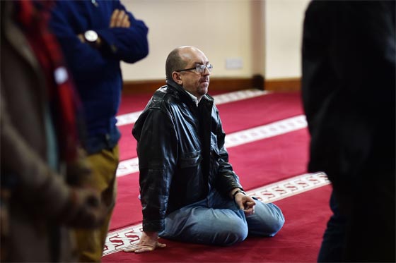  مسجد في لندن يفتح ابوابه لتعريف الناس على سماحة الاسلام  صورة رقم 8