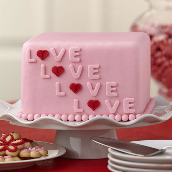 صور كيك عيد الحب: هدايا رائعة فيها رومانسية ولذة الحب  صورة رقم 5