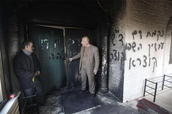 مسجد في الضفة الغربية يقع ضحية لنار المستوطنين صورة رقم 6