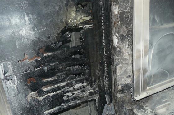 عصابة تدفيع الثمن تشعل النار في الكنيسة الارثوذكسية المقدسية صورة رقم 5