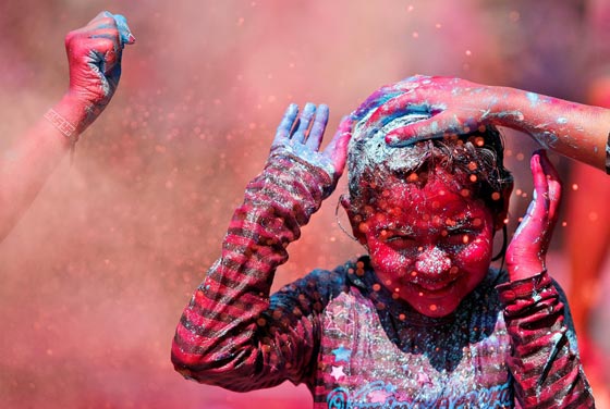 بالصور.. مهرجان الألوان ينبض بالحياة في الهند صورة رقم 9