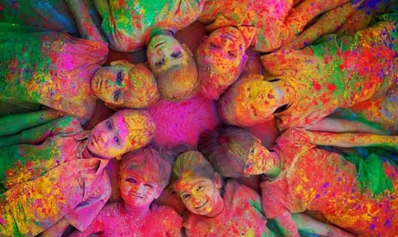 بالصور.. مهرجان الألوان ينبض بالحياة في الهند صورة رقم 11