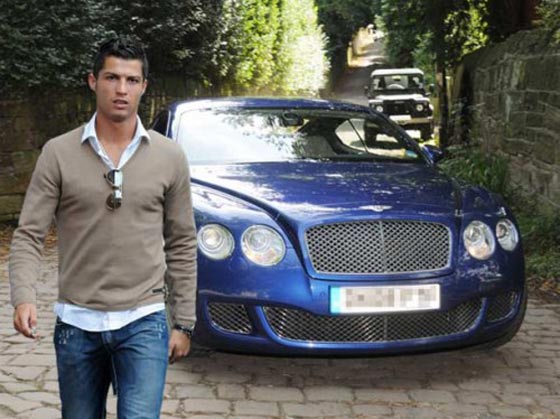 كريستيانو رونالدو أغنى لاعب برصيد 210 ملايين يورو يليه ميسي صورة رقم 9