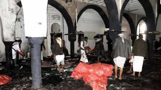 صور من الانفجار الانتحاري الرهيب في احد مساجد صنعاء.. فيديو صورة رقم 1