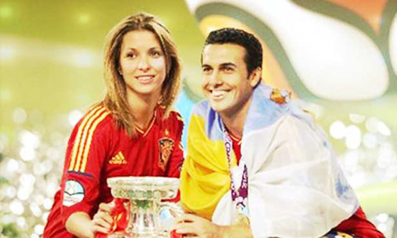 صور جميلات ريال مدريد في مواجهة زوجات وصديقات لاعبي برشلونة صورة رقم 8