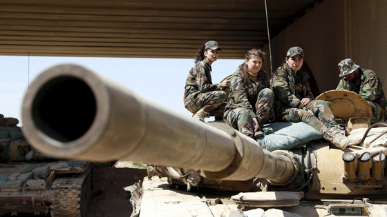 نساء الكوماندوز السوري يخضن المعارك وينفذن مهمات قتالية صعبة صورة رقم 5