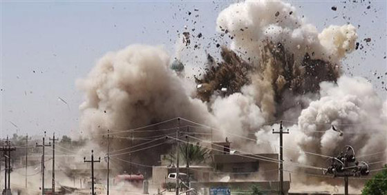 فيديو.. عناصر داعش يفسدون في الارض ويدمرون آثار النمرود في الموصل صورة رقم 3