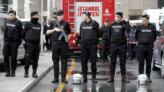 مصرع قاض تركي بعد احتجاز منظمة ارهابية له صورة رقم 4