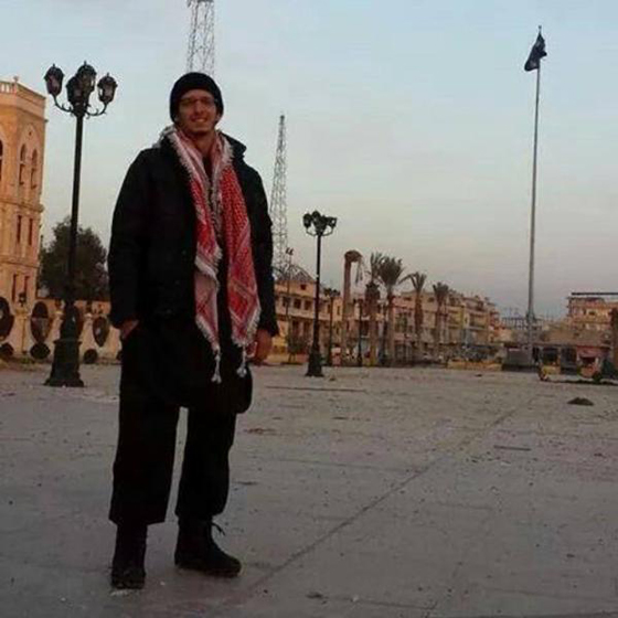 صور الفنان المغربي بلال وهبي يصدم الجمهور وينضم لعصابة داعش لاحقا التونسي ايمينو  صورة رقم 7