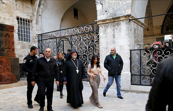 رئيس بلدية القدس سبب فضيحة كيم كاردشيان وكشف فاتورة غدائها   صورة رقم 5