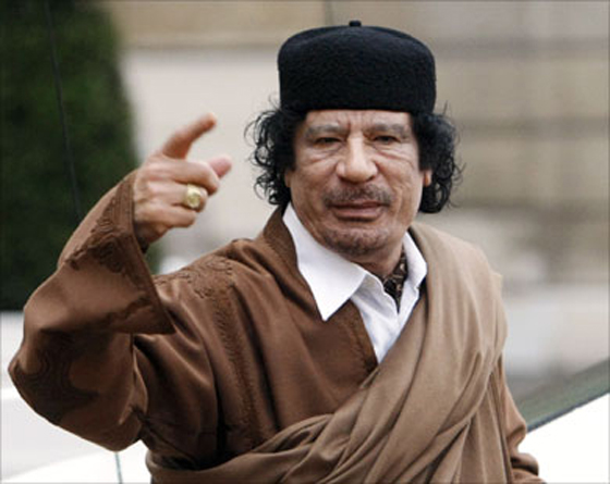 الاسد يتهم دول عربية بدعم الارهاب ومعارض سوري يتوعده بمصير القذافي  صورة رقم 5