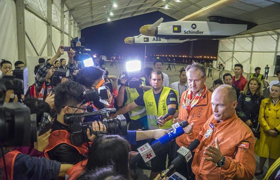 طائرة سولار إمباليس 2 تواصل رحلتها حول العالم وتحلق في اجواء الصين صورة رقم 5