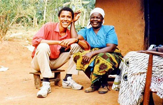 بالصور.. جدة اوباما تؤدي العمرة وتثير الجدل مجددا حول اسلام اوباما صورة رقم 4