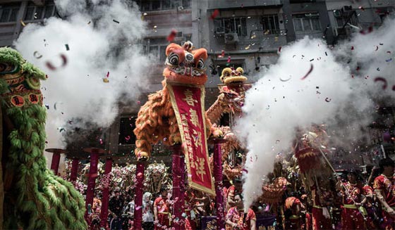 هونغ كونغ  تحتفل بآلهة البحر وتحيي اسطورة الريح والبحارة الصينيين صورة رقم 3