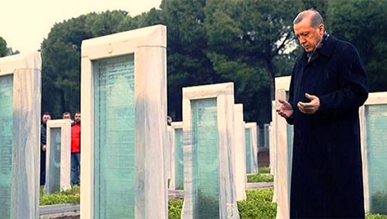  اردوغان يقرأ وصيته بشأن دفن جثته بعد موته ويبكي الحاضرين صورة رقم 1