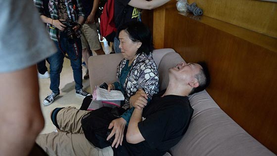 مصرع وفقدان 450 شخصا في حادث غرق سفينة في الصين صورة رقم 1