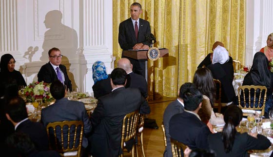 بالصور.. اوباما يعرف عن رمضان ومعانيه الروحية اكثر من داعش  صورة رقم 6