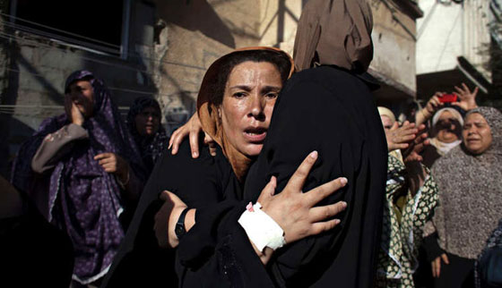 صور تحبس الانفاس بعدسة مصورة امريكية شجاعة في حرب غزة صورة رقم 5
