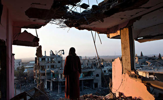 صور تحبس الانفاس بعدسة مصورة امريكية شجاعة في حرب غزة صورة رقم 6